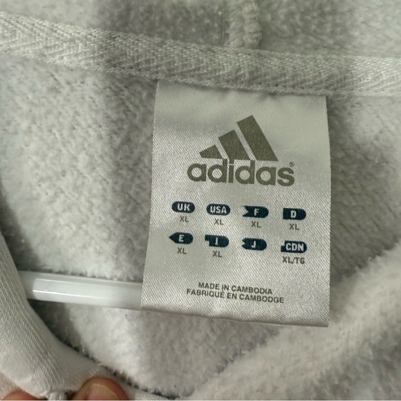 Adidas Woman’s White Pullover Hoodie With Embroidery Detailing — Size XL - Picture 7 of 11